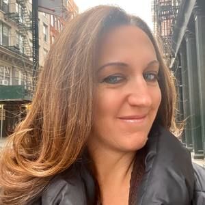 Meet your Posher, Jennifer